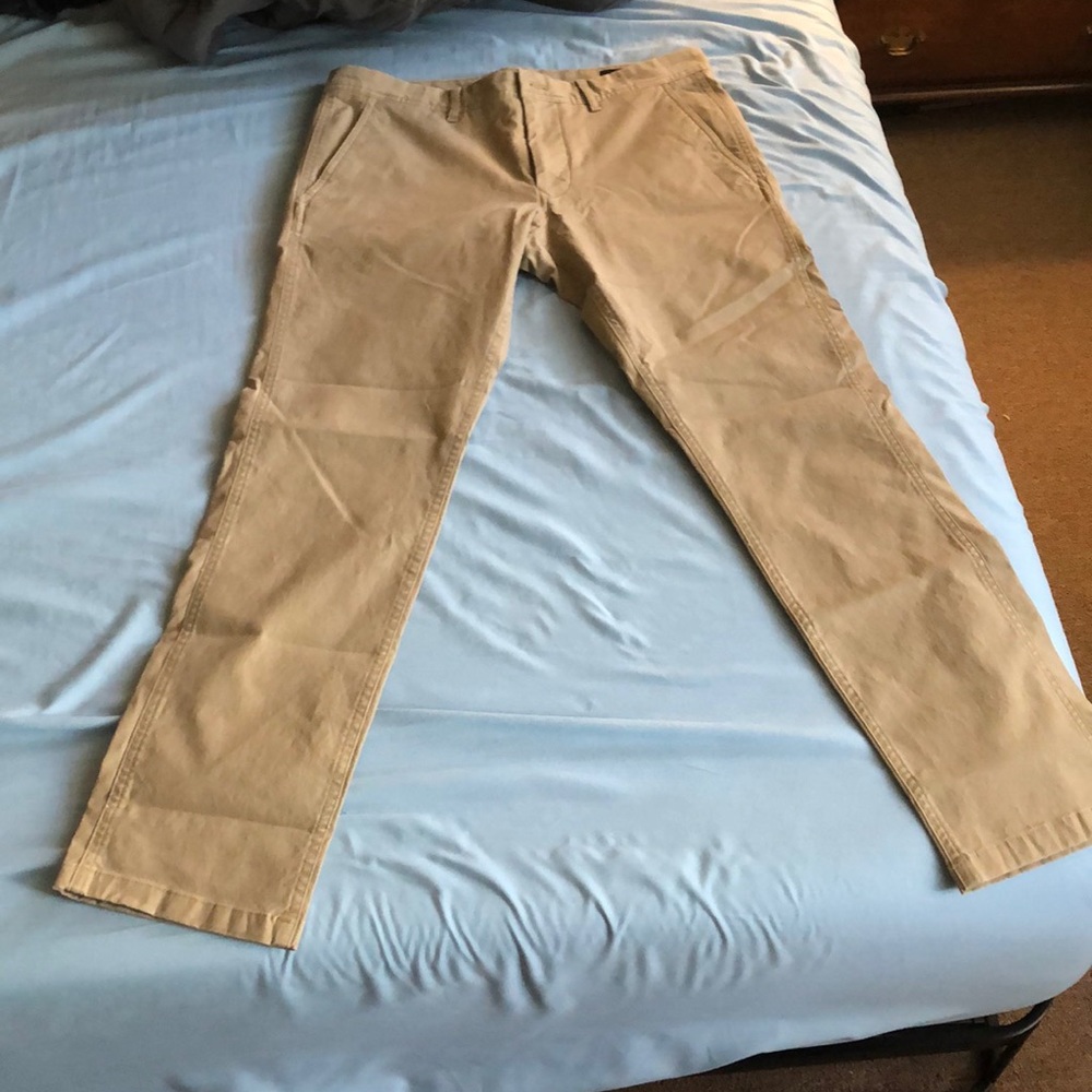 Bonobos slim-fit khakis 31x30 NWOT